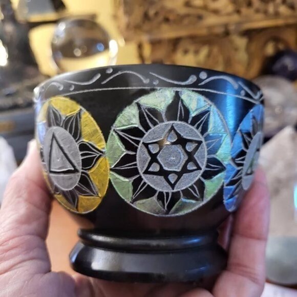 CHakra Mortar and Pestle - Picture 7 of 9